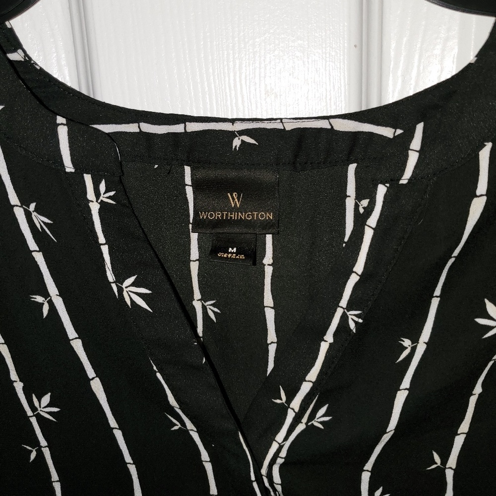 Worthington black and white bamboo design top